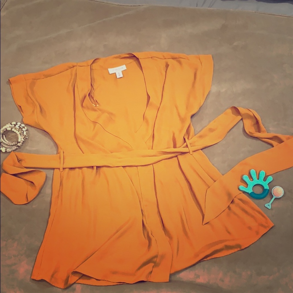 Maternity fashion blouse size M